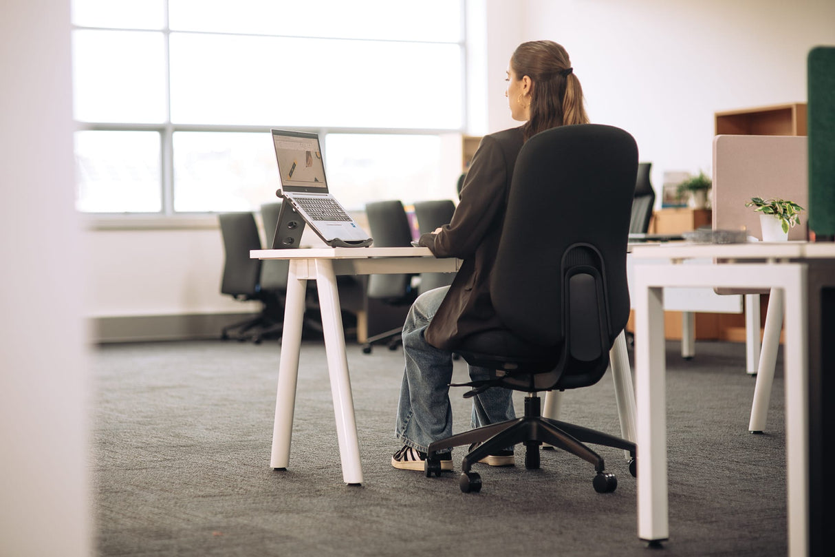 Buro Quantum Upholstered Back
