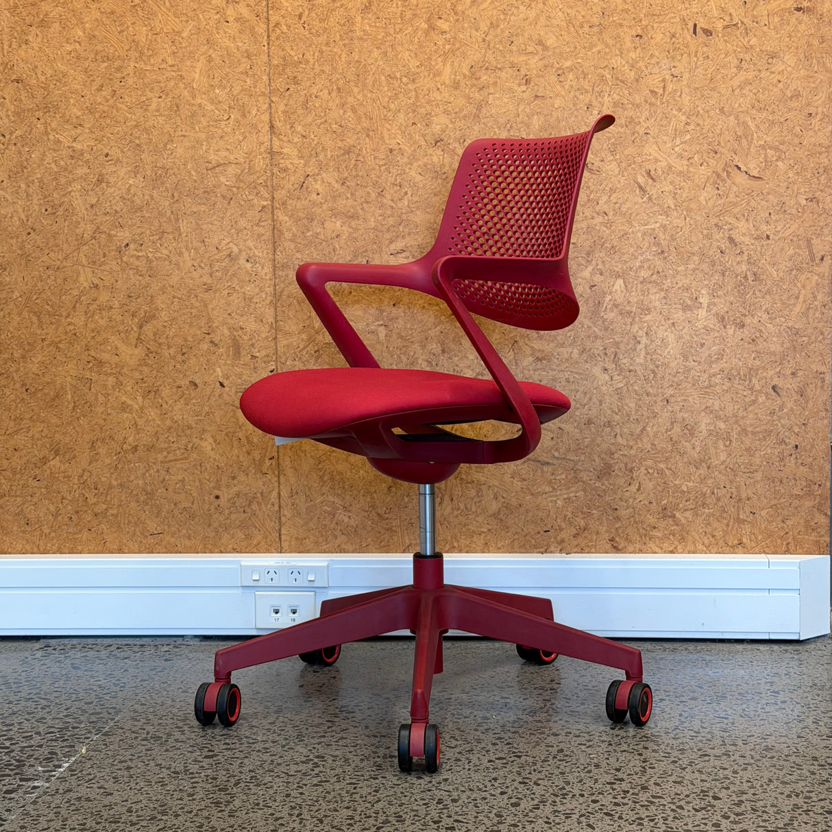Dream Chair - Clearance - Pick Up Only
