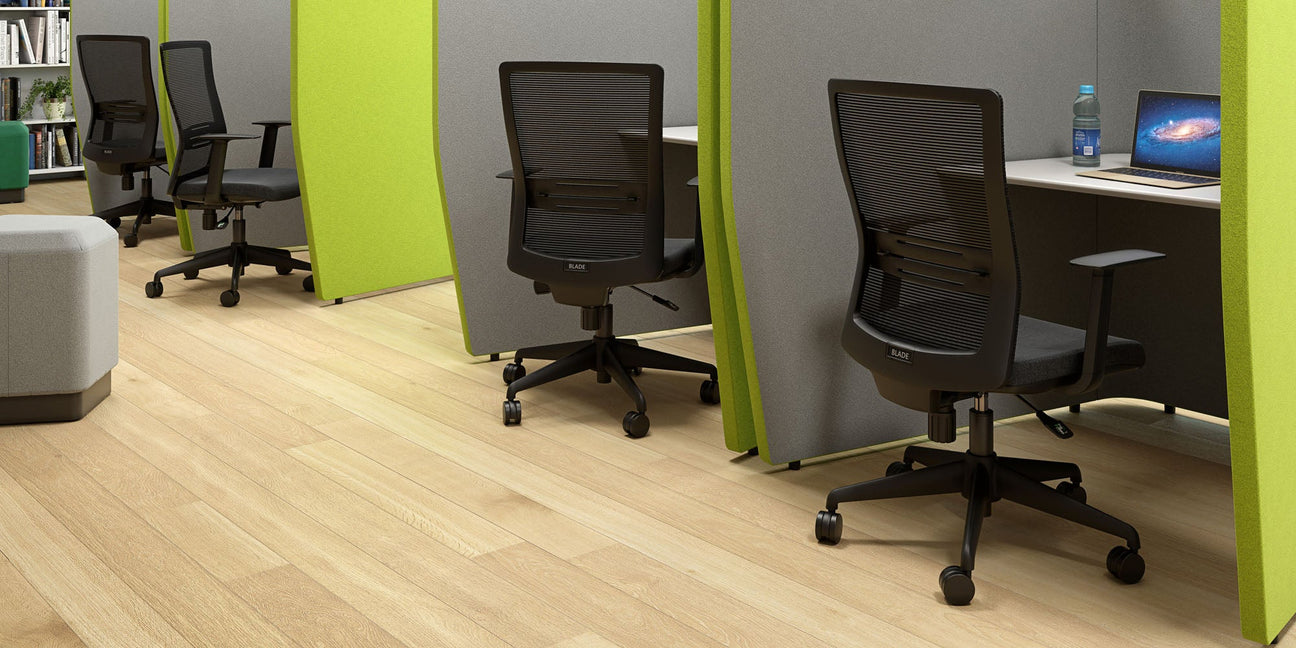 blade mesh chair