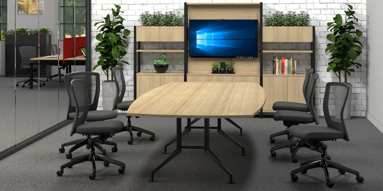 Shot tabel in a modern meeting room with Grid 40 Storage 