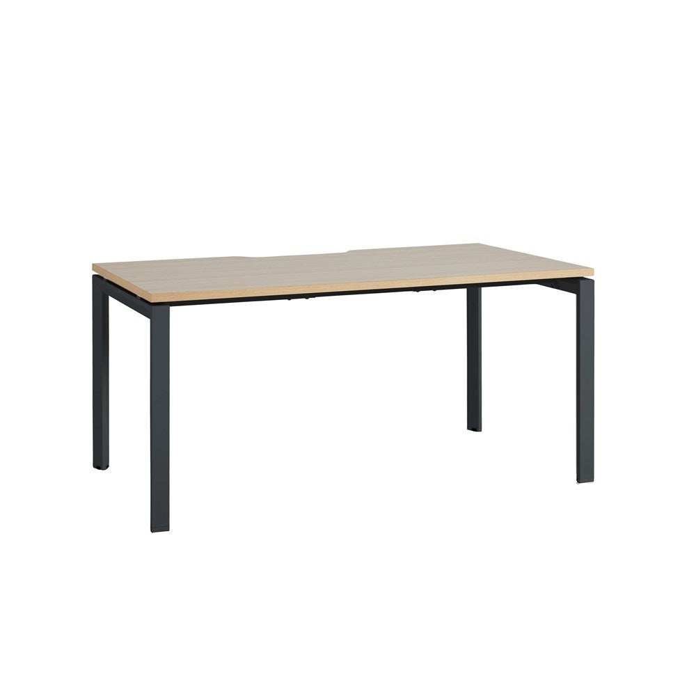 Arlo Desks